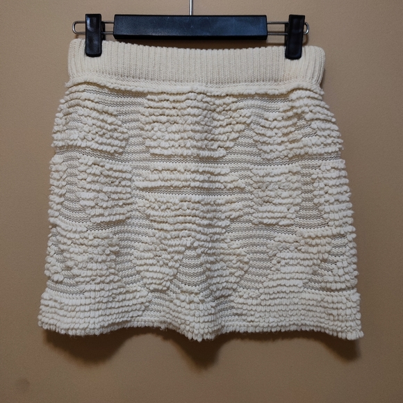 Spring / Fall Mini Skirt - Picture 5 of 12